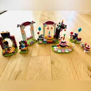 3 lego Friends Birthday Sets - Complete and Retired #41110, 4112 and 41309
